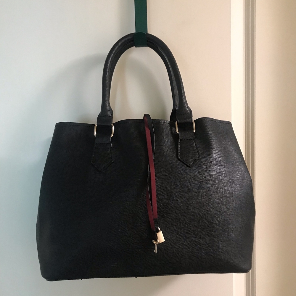 Apt. 9 Purse